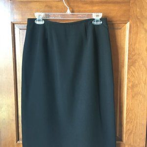 Ladies' Jones Wear  Black Suit Skirt Sz. 6 Straight Lined